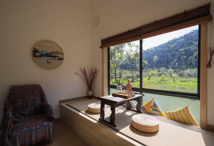 펜션 The Colorful House