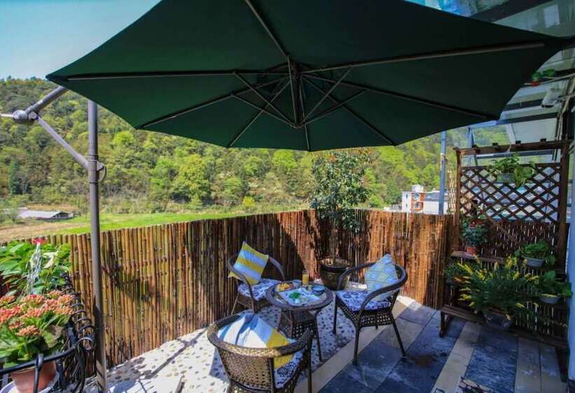 펜션 The Colorful House