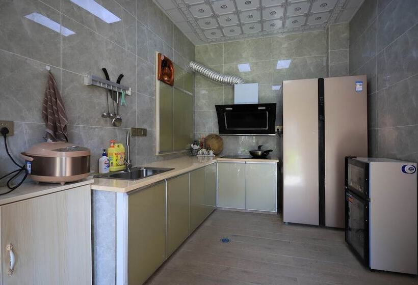 펜션 The Colorful House