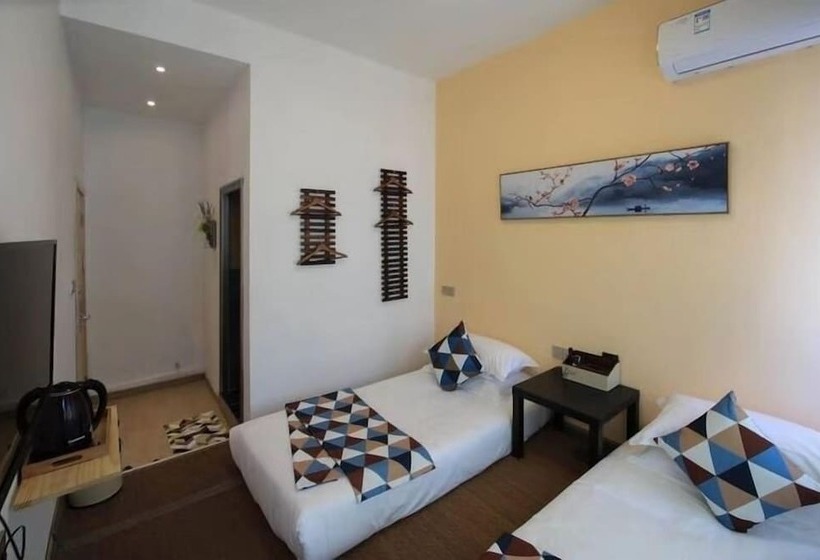 펜션 The Colorful House