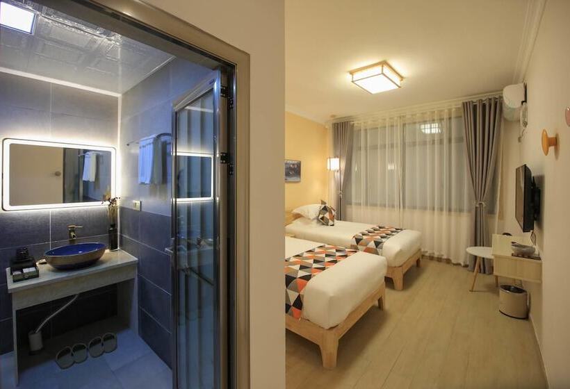 펜션 The Colorful House