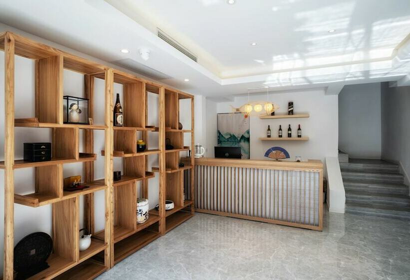 펜션 Yuanli Wafu Guesthouse