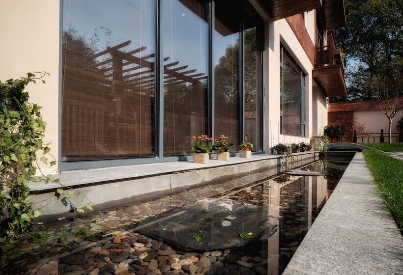 펜션 Yuanli Wafu Guesthouse