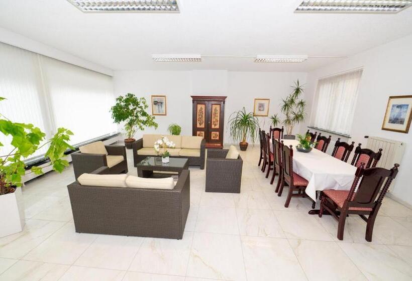 Pension & Apartments Ertl