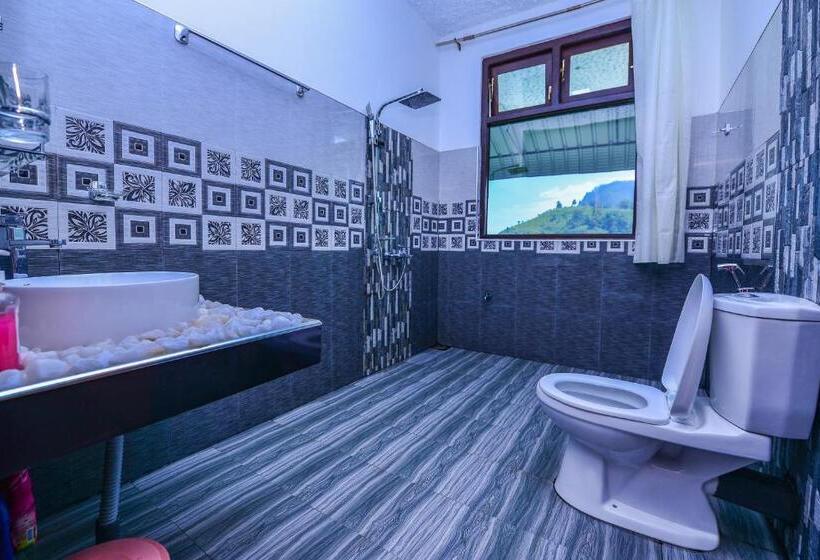 ベッドアンドブレックファースト Dimuthu Home Stay