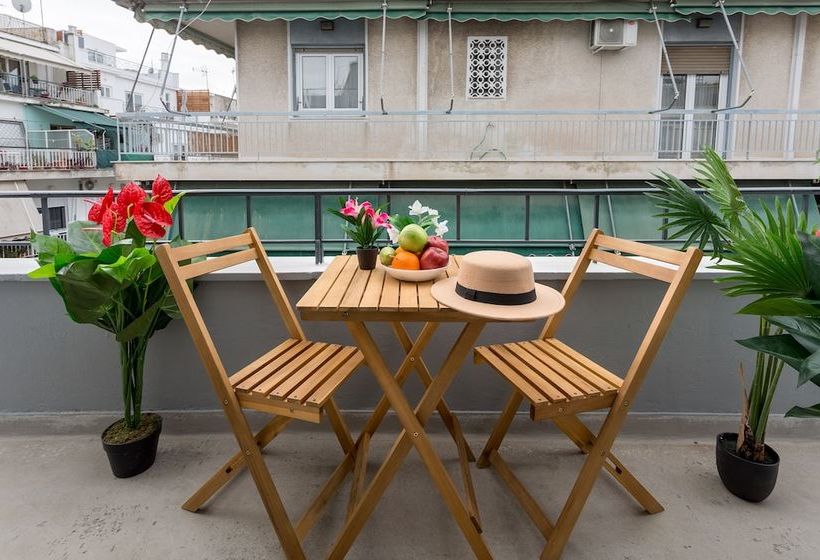 Homely Apartments By Athens Stay