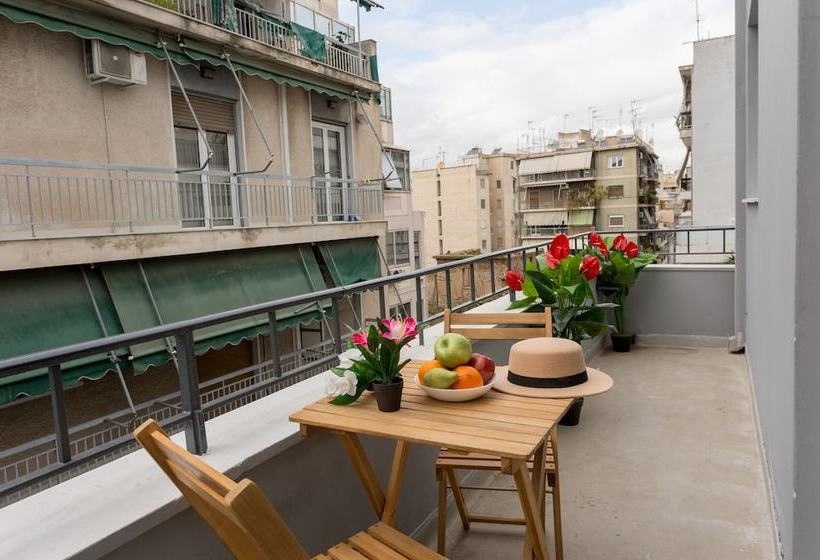 Homely Apartments By Athens Stay