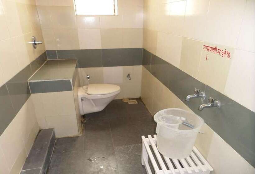 בית מלון כפרי Indira Sagar