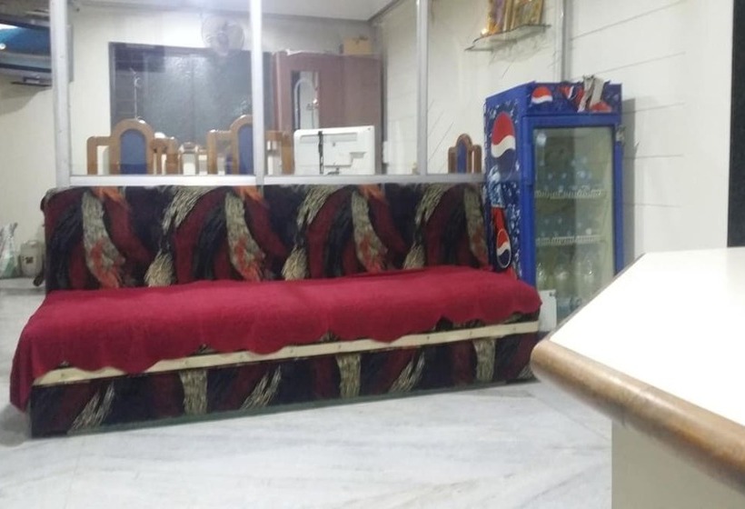 בית מלון כפרי Indira Sagar