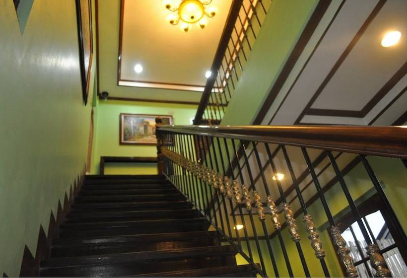 فندق Mojica Residencia