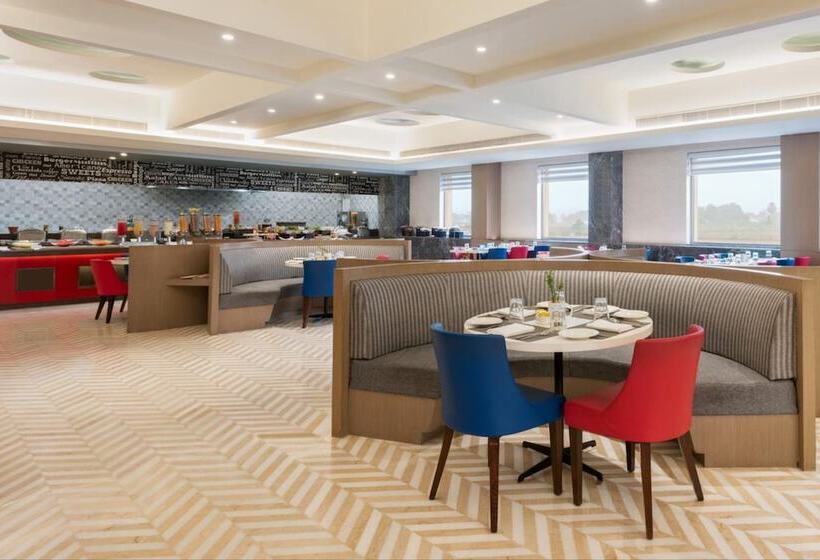 酒店 Ramada Plaza By Wyndham Lucknow