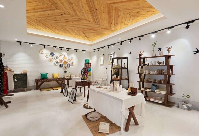 酒店 Ramada Plaza By Wyndham Lucknow