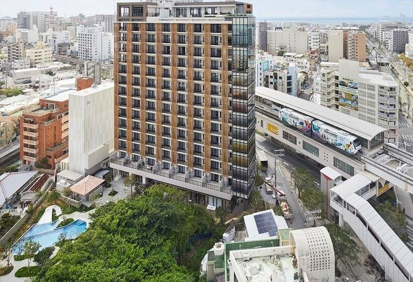 فندق Strata Naha