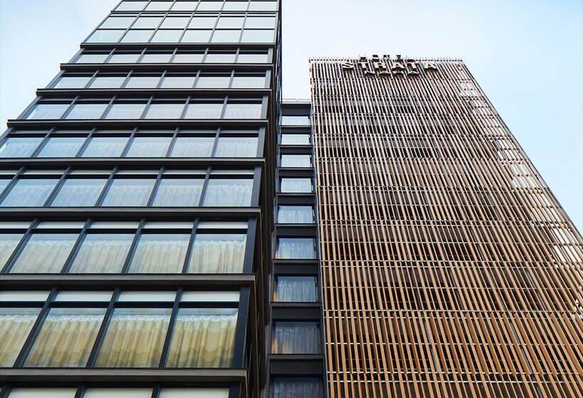 Отель Strata Naha