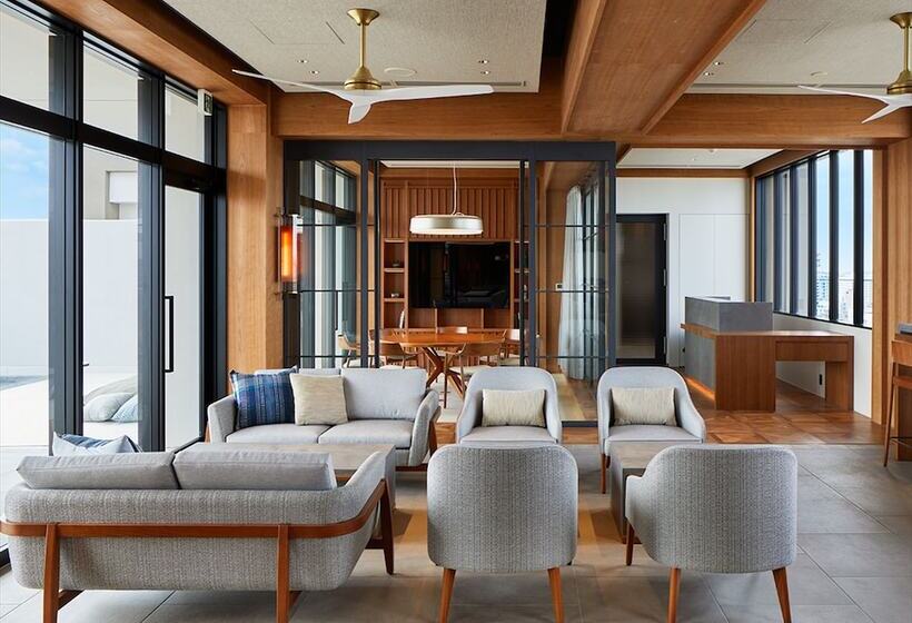 Отель Strata Naha