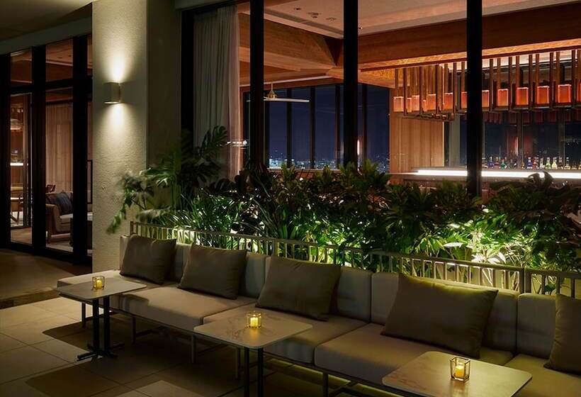 Отель Strata Naha