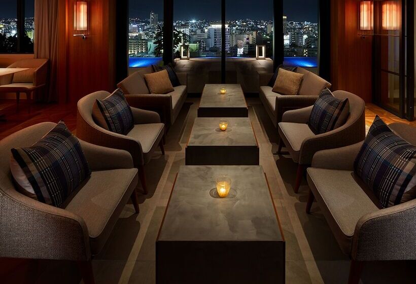 Отель Strata Naha