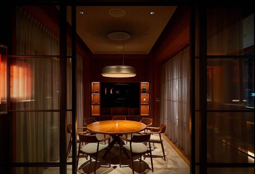 Отель Strata Naha