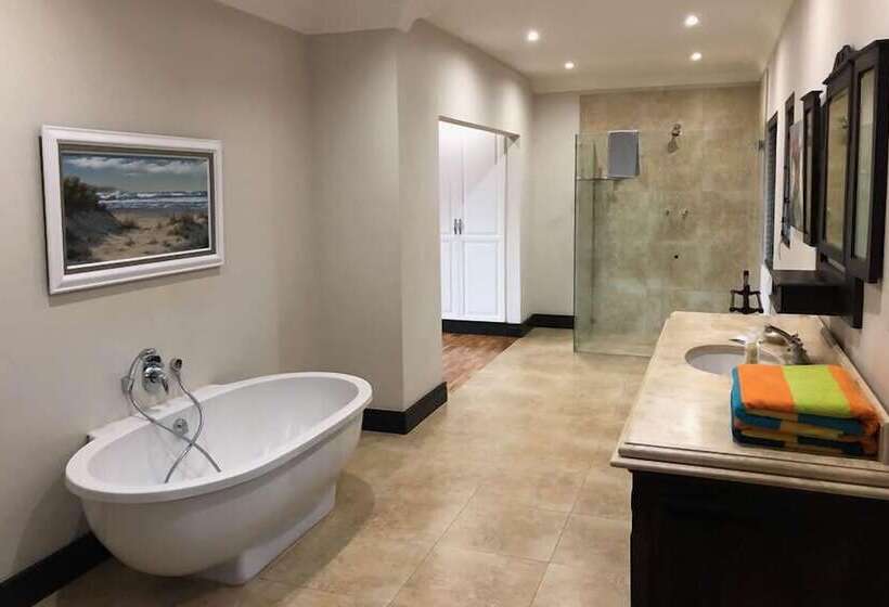 펜션 Dolphins Guest House Umhlanga