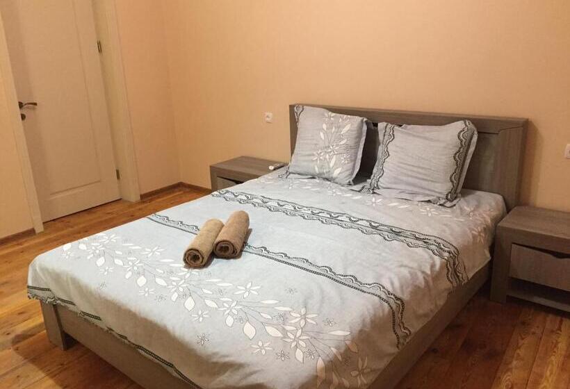 پانسیون Guest House Marani