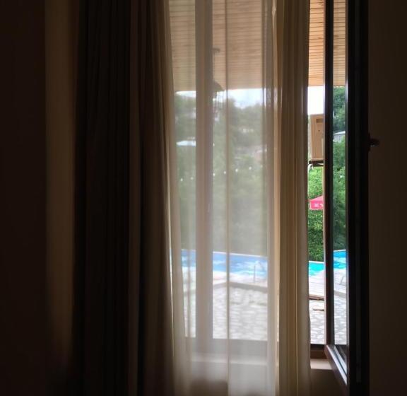 پانسیون Guest House Marani