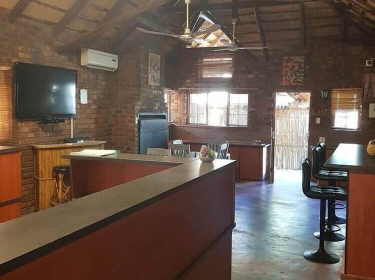 پانسیون La Lucia Guest House
