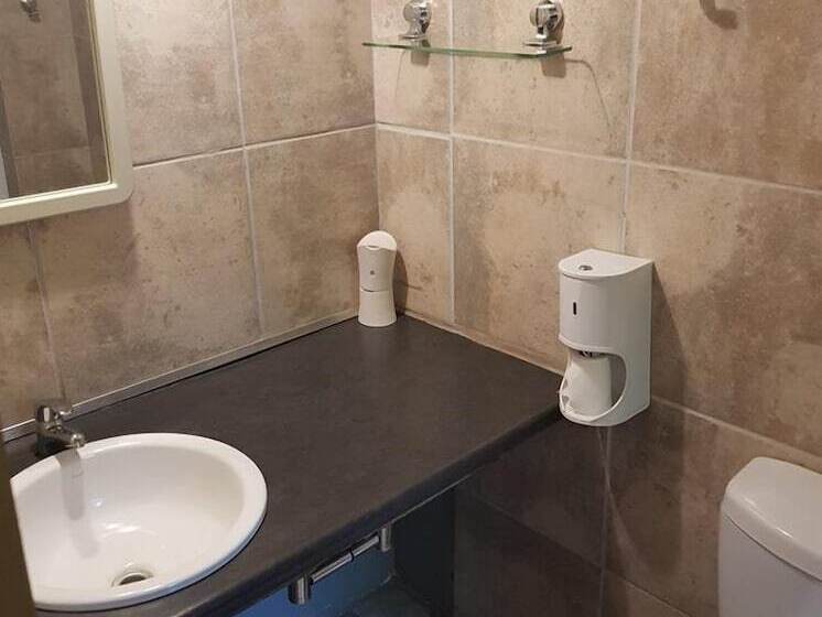 פנסיון La Lucia Guest House