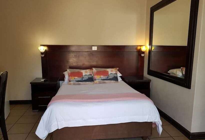 פנסיון Masana Lodge