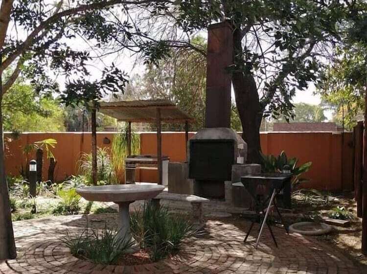 פנסיון Masana Lodge