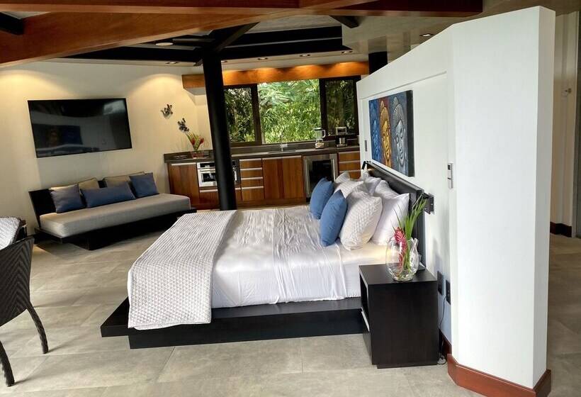 פנסיון Monkitail At Tulemar