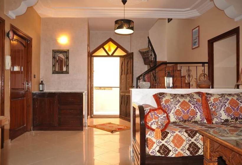 펜션 Moon Light Surf House