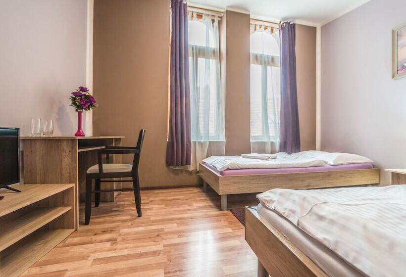 بنسيون Penzion Time