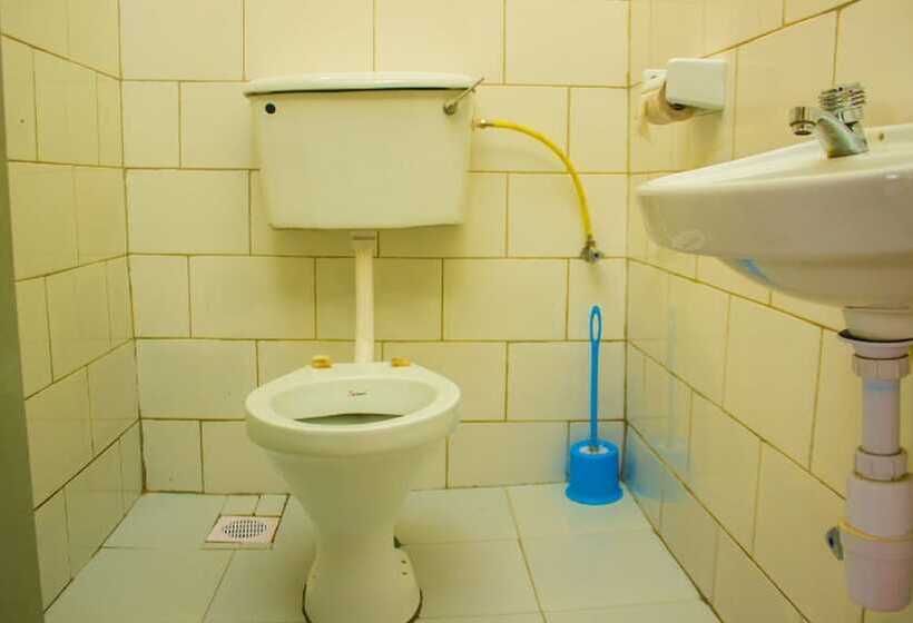 پانسیون Raddison's Guest House