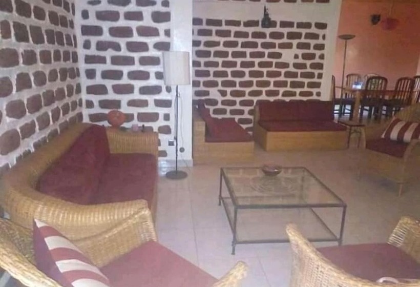 Pensiune Universal Trade