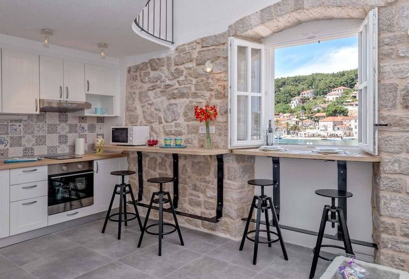 膳宿费 Villa Riva