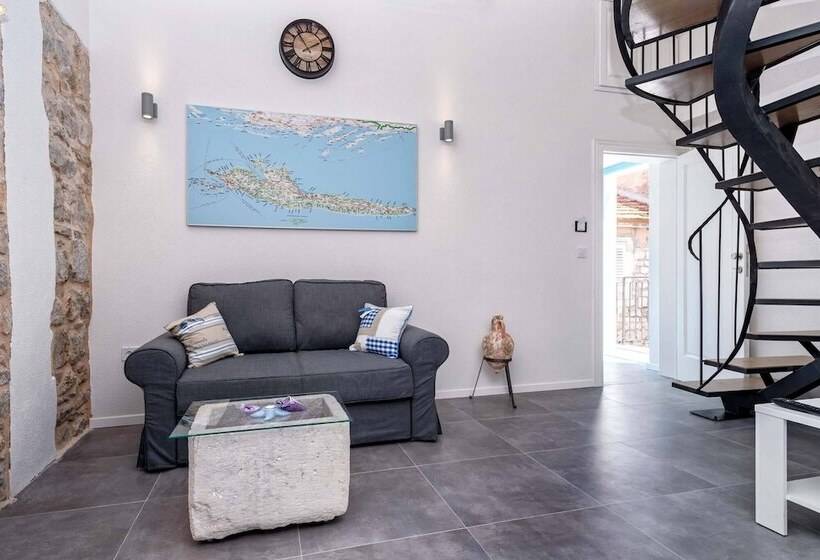 بنسيون Villa Riva