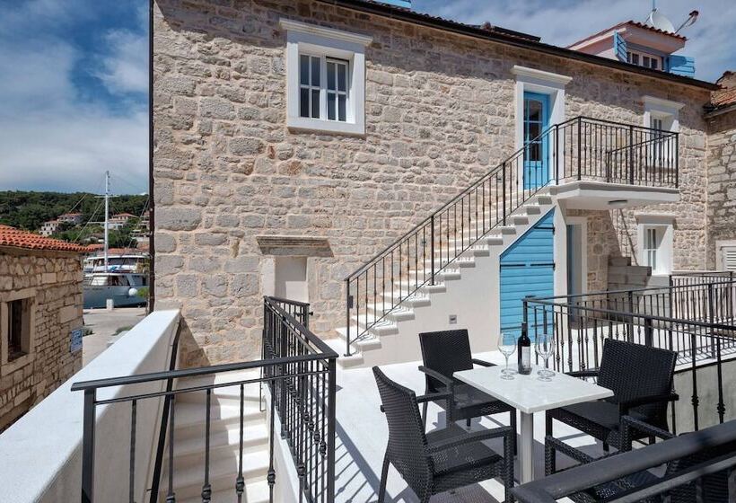 膳宿费 Villa Riva