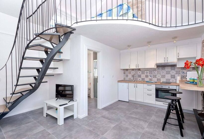 بنسيون Villa Riva