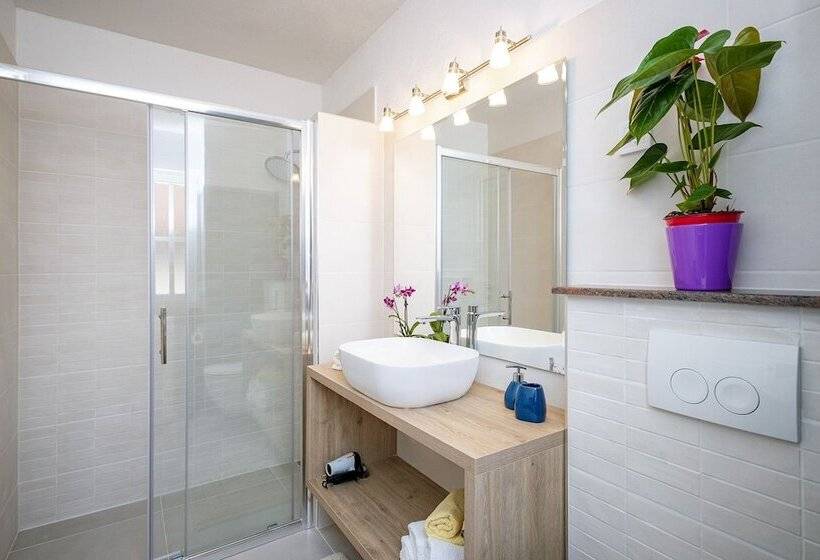 膳宿费 Villa Riva