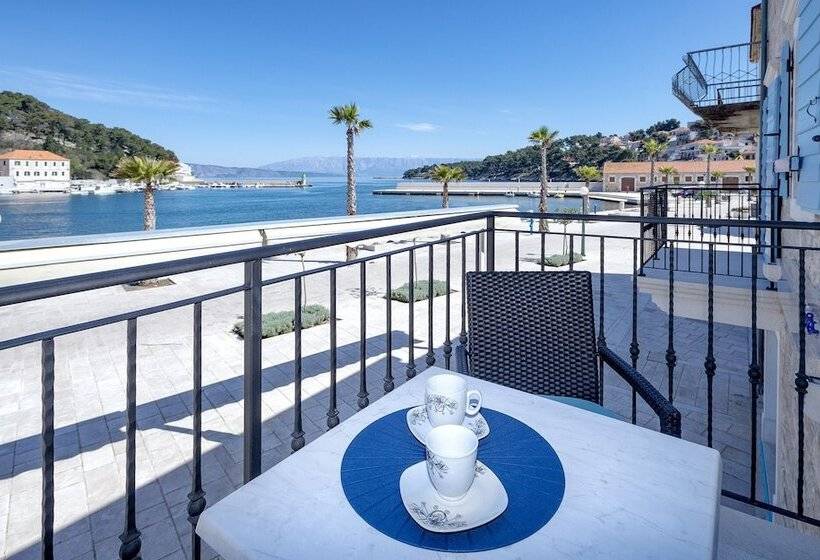 بنسيون Villa Riva