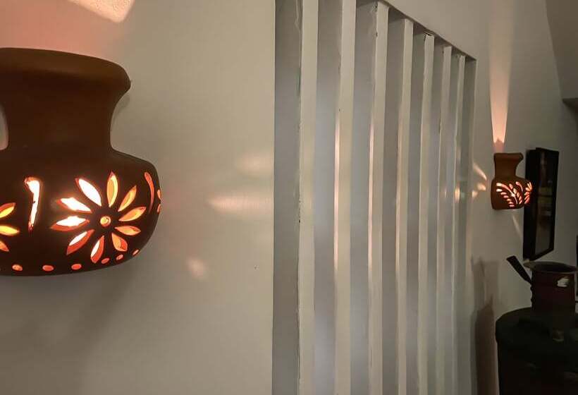 פנסיון Westeros House