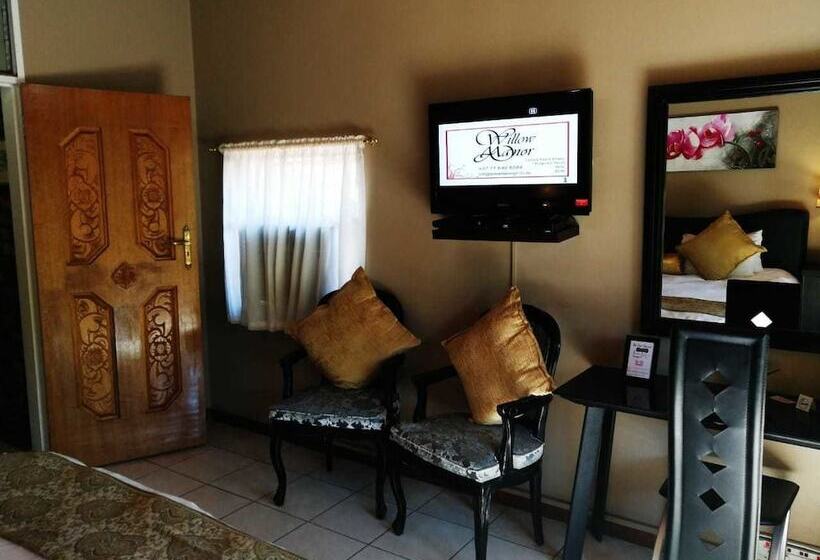 بنسيون Willow Manor Guest House Brits