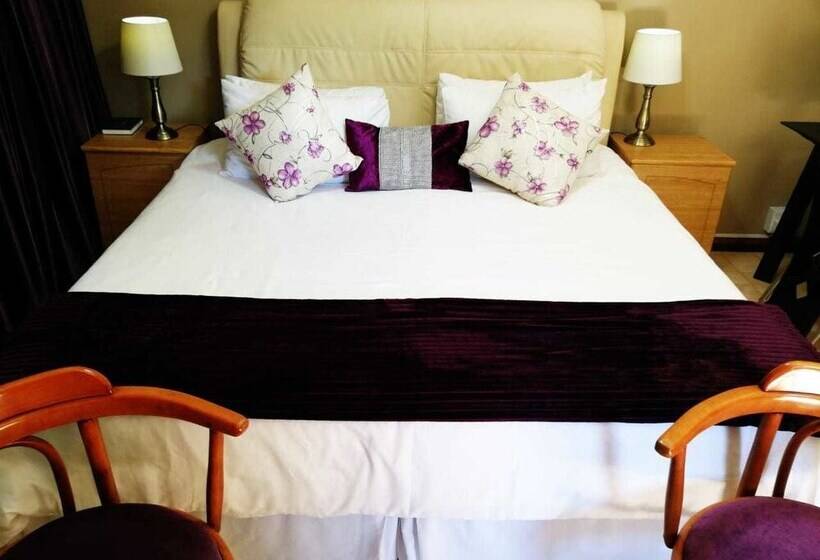 بنسيون Willow Manor Guest House Brits