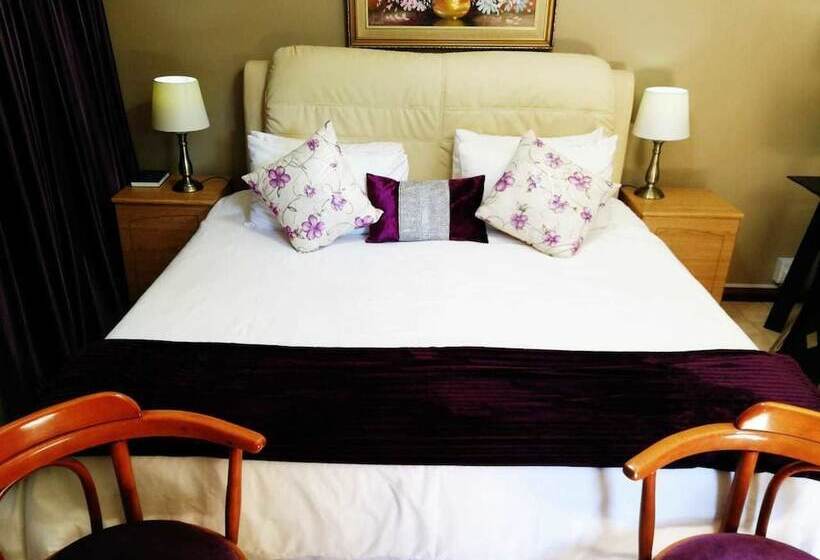 بنسيون Willow Manor Guest House Brits