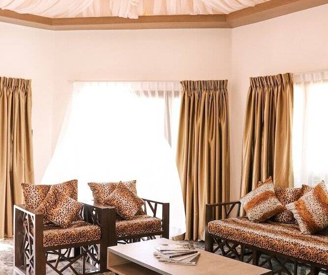 Safari Hotel And Villas Powered By Cocotel