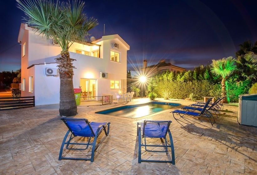Villa Eva