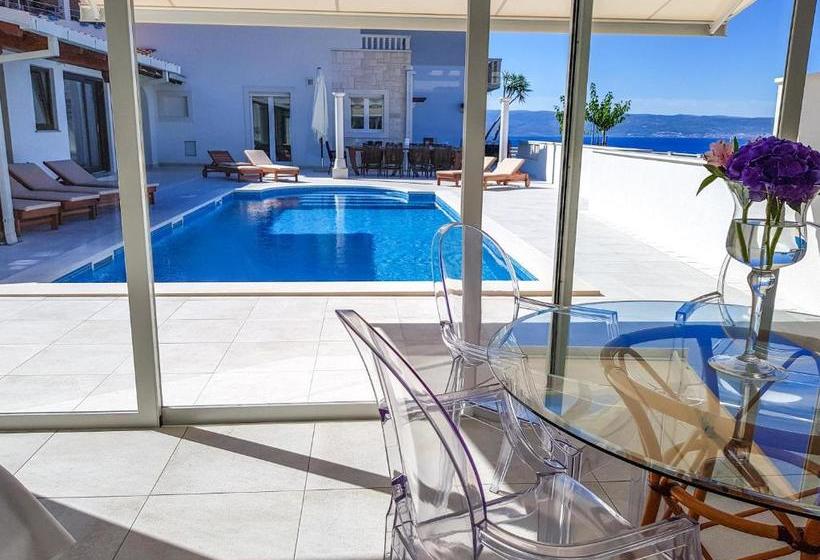 Villa The White Villa