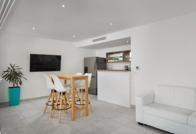 Villa The White Villa