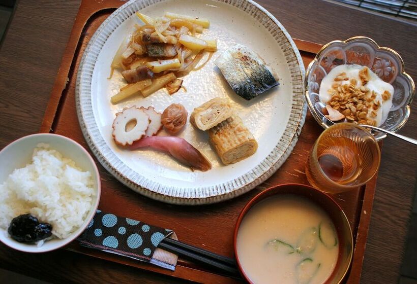 Warabegokoronokoyado Namiji Hostel