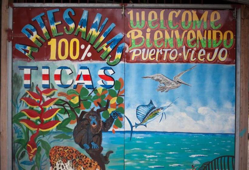 Casa Cerise Beachfront